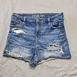 AEO Curvy Midi Distressed Stretch Blue Denim Women's Shorts Sz 16